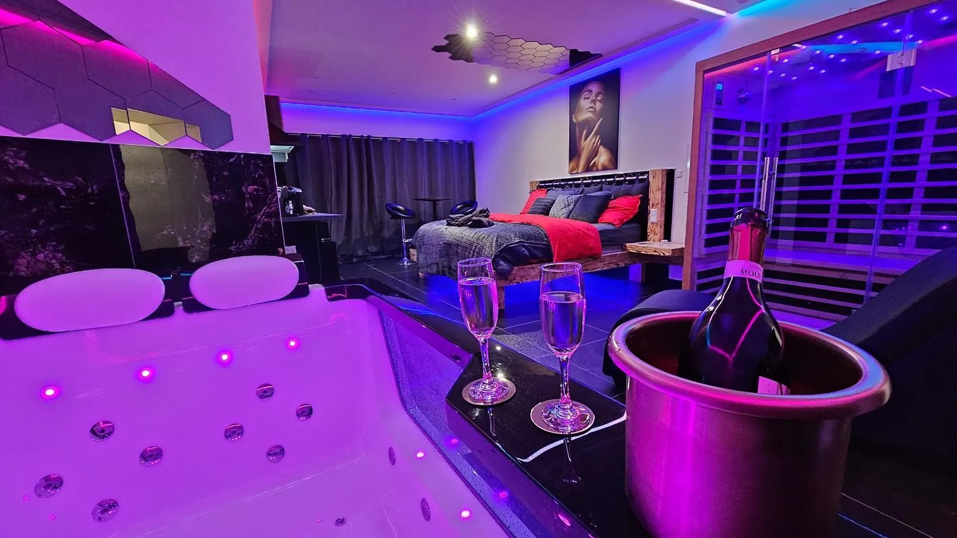 Magnifique Suite Spa Luxembourg Differdange 0*,  Luxemburg
