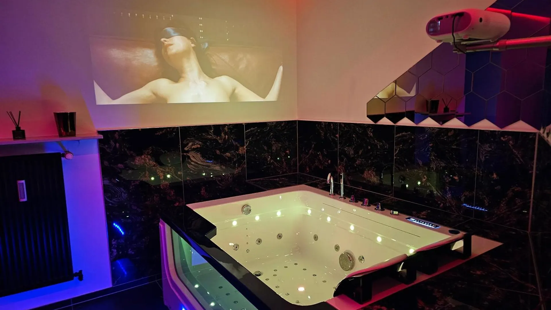 Appartement Magnifique Suite Spa Luxembourg Differdange Luxemburg